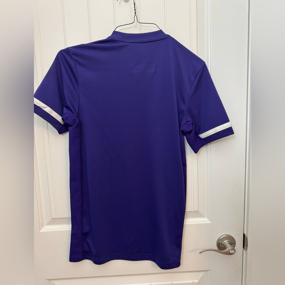 Adidas Men's Purple Sports Shirt aeroready small - Picture 5 of 5